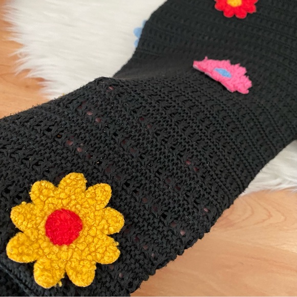 Crochet Floral Pants - Picture 8 of 10